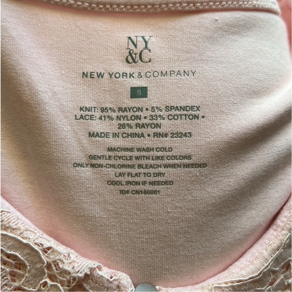 New York & Company Light Pink Lace Top - Picture 4 of 6